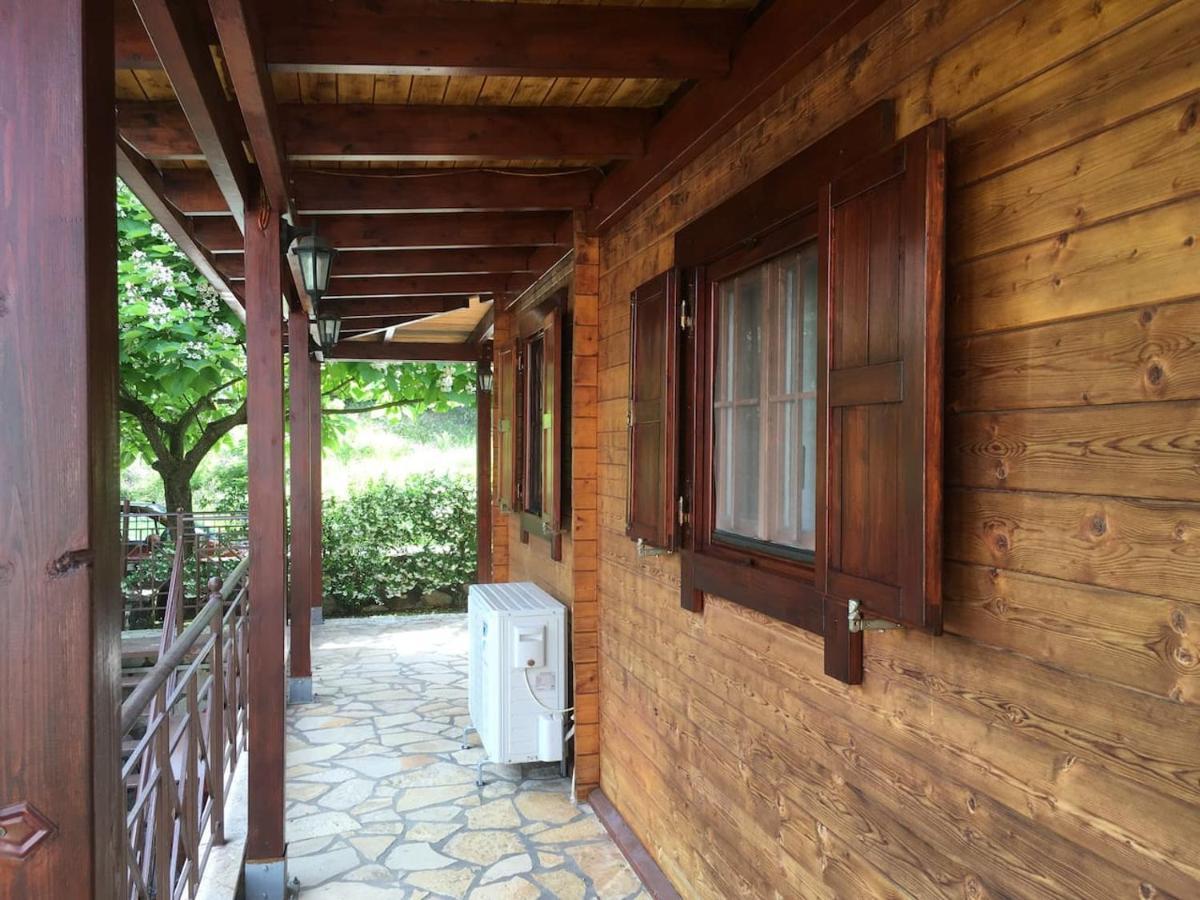 Apartamento Wooden House In Ioánina Exterior foto